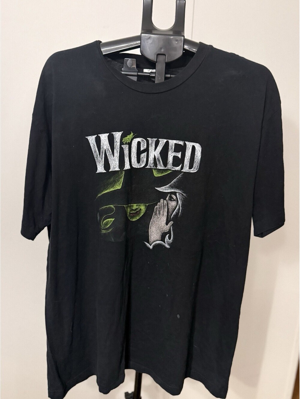 Wear Wicked The Broadway Musical T-Shirt 2XL Black Green Good Witch Oz Halloween